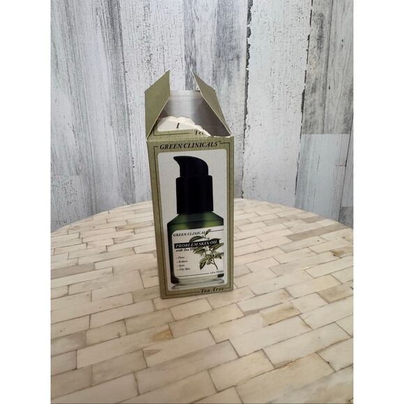 Green Clinicals Tea Tree Problem Skin Oil | Natural Face Oil for Pores, Redness, - Picture 1 of 5